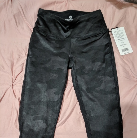 90 degree camo leggings